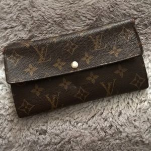 LV wallet